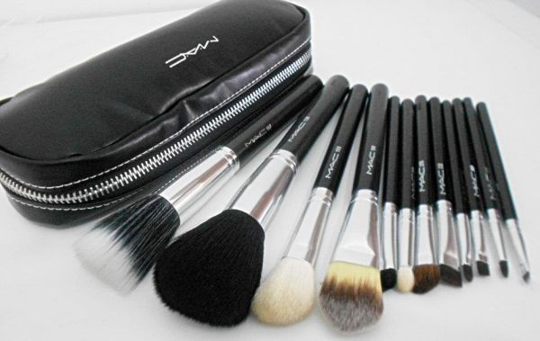 Kit 12 Pincéis - Réplica MAC Patreado.'