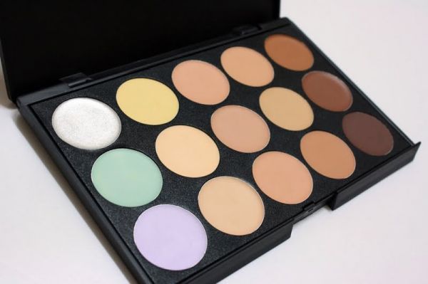 Paleta de 15 bases.'