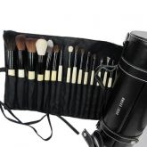 Kit 18 Pinceis Réplicas Bobbi Brown Travel size.'